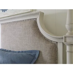 Brookhaven Upholstered Bed Ck (6/0)