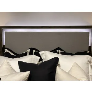 Counter Point Uph Panel Bed K 66