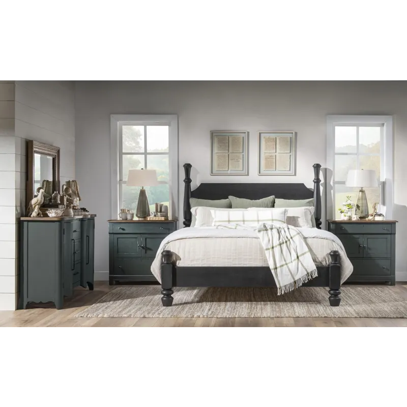 Vintage Market Complete Chimney Post Bed - Queen