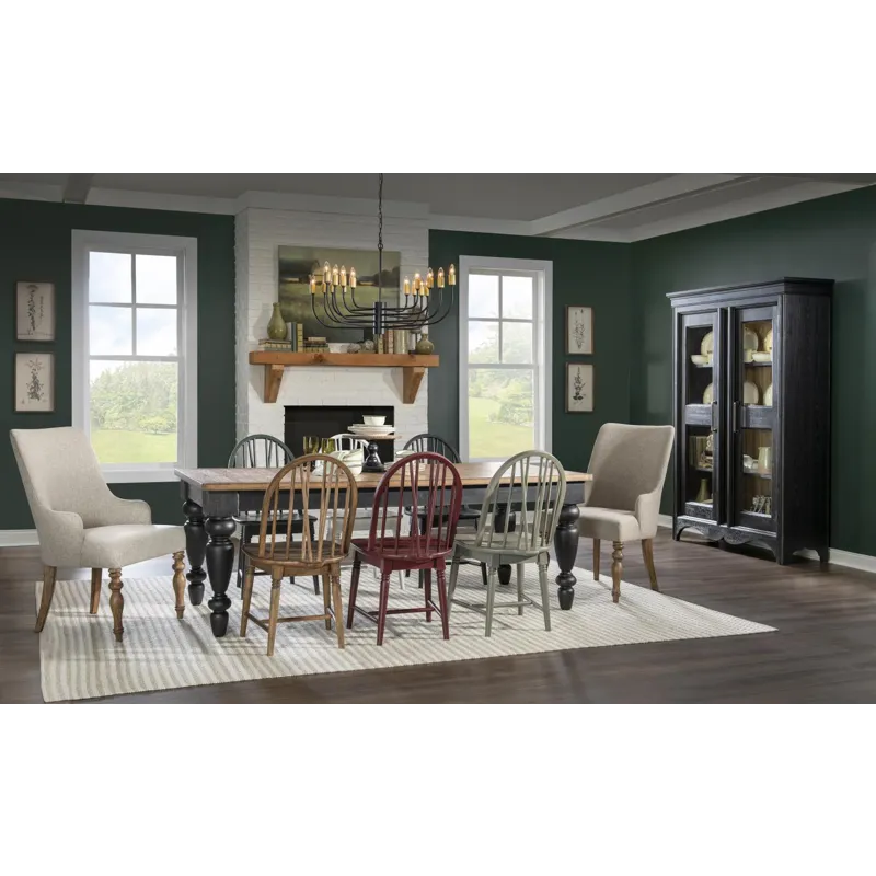 Vintage Market Chimney Leg Table