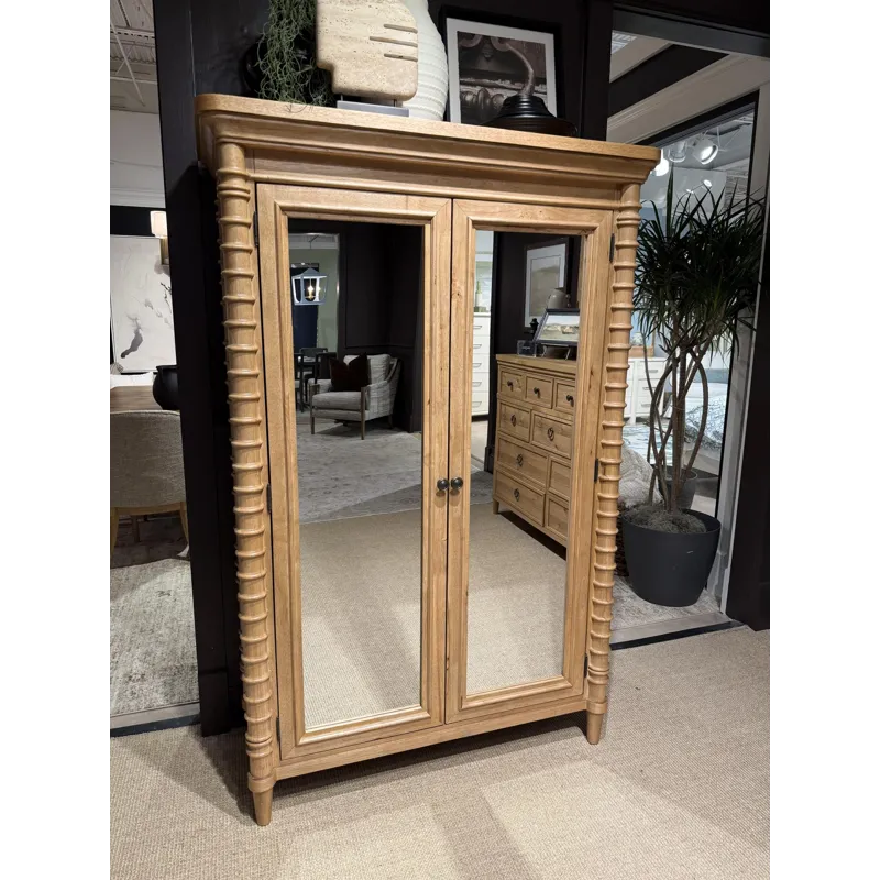 Seraphina Armoire