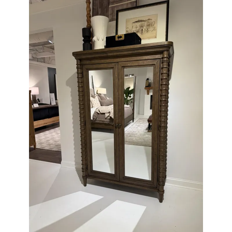 Seraphina Armoire