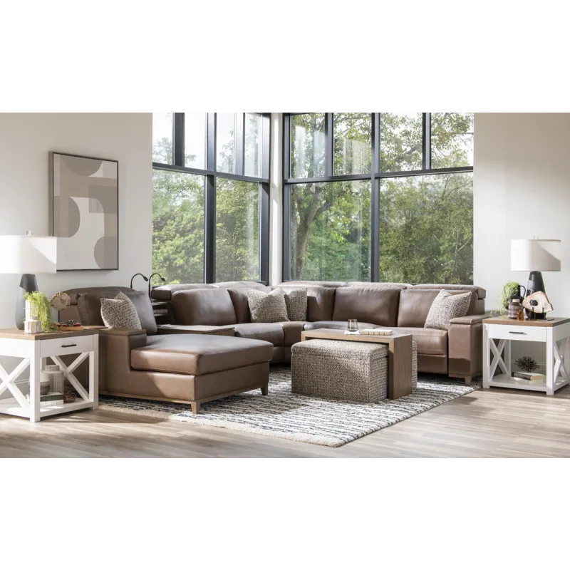 Solana Square Wedge W Triple Charger And 2 18\" Pillows