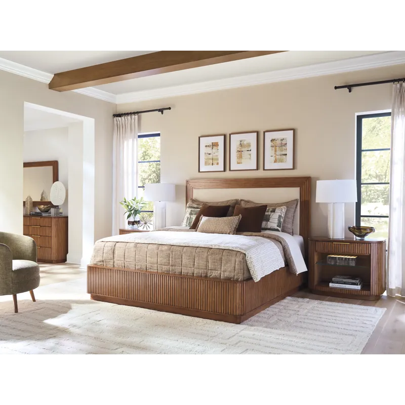La Costa Pendry Upholstered Panel Bed 6/6 King