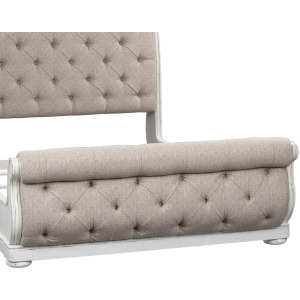 Magnolia Manor Queen Uph Sleigh Footboard