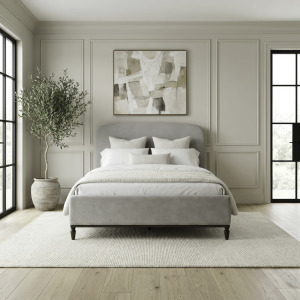 Wesley Hall Queen Uph Footboard