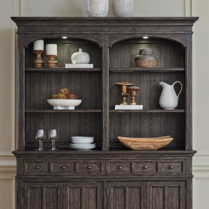 Paradise Valley Hutch