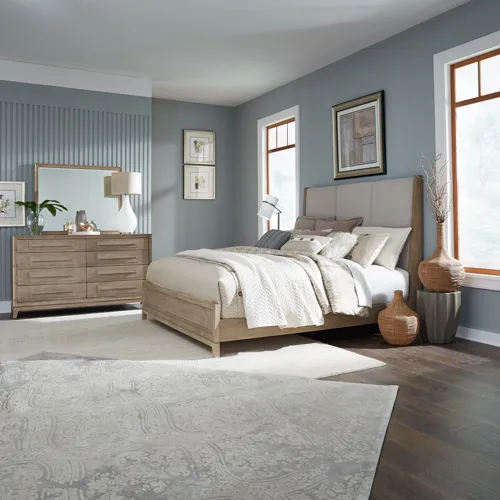 Brentwood Queen Uph Bed, Dresser & Mirror