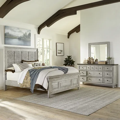 Heartland Opt Queen Panel Bed, Dresser & Mirror