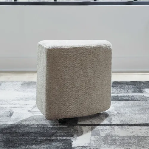 Capri Uph Ottomans