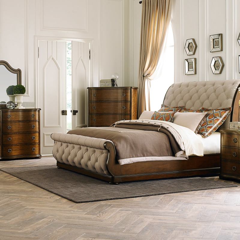 Cotswold King Sleigh Bed, Dresser & Mirror, Night Stand NIS732003275