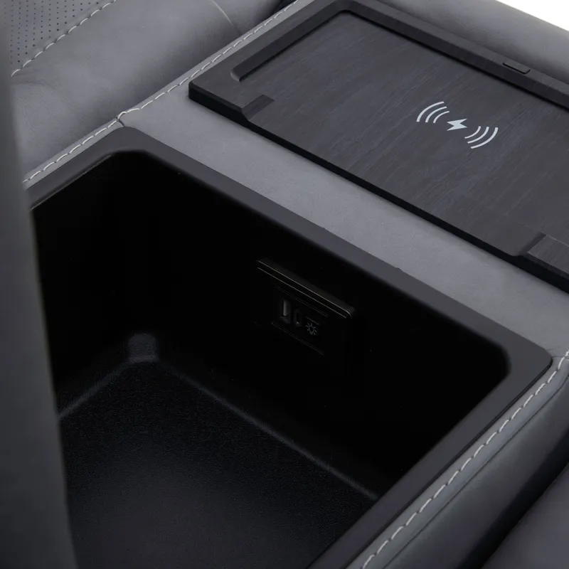 Chapman Loveseat w/ Console P2 &amp; ZG