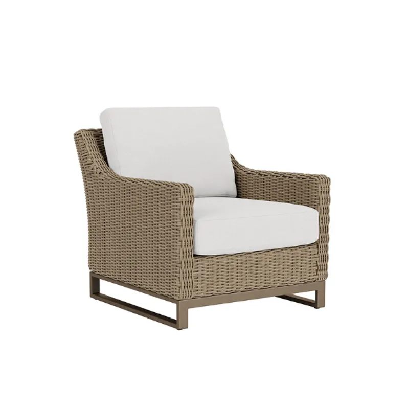Outdoor Lounge Chair