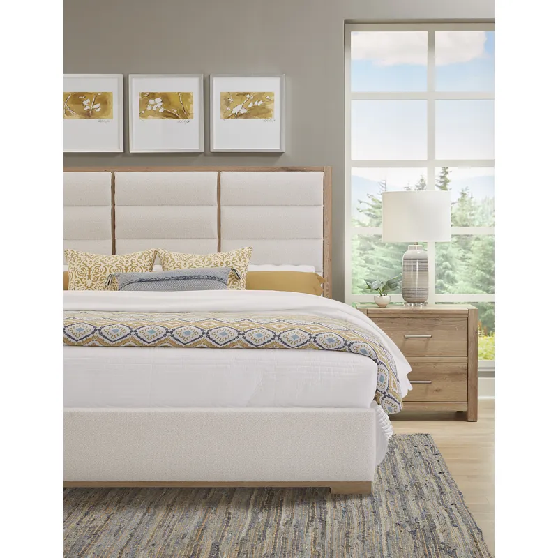 Crafted Oak-Bleached White Erins Upholstered Rail 5/0-6/6 White