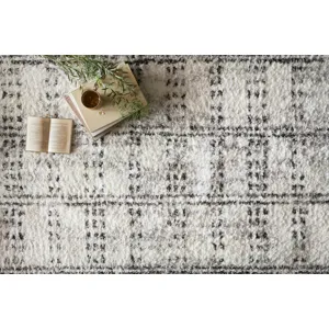 Bliss Shag Cream / Grey Rug (5' 3" X 7' 6")