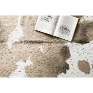 Bryce Taupe / Champagne Rug (6' 2" X 8')