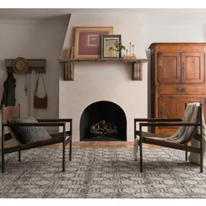 Colleen Grey / Ivory Throw (4\' 2\" X 5\')