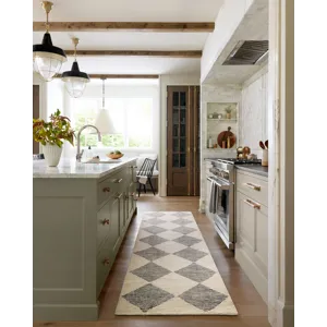 Loloi X Chris Loves Julia Francis 2\'-3\" X 3\'-9\" Rug