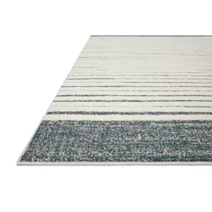 Hagen White / Ocean Rug (3' 7" X 5' 7")