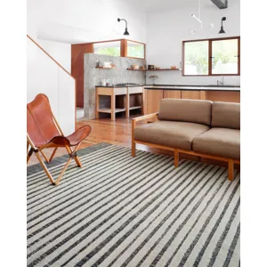 Hagen White / Ocean Rug (3' 7" X 5' 7")