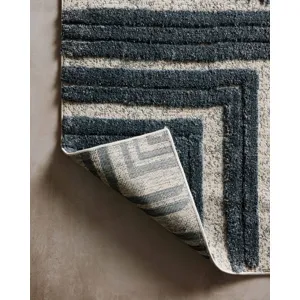 Hagen Blue / White Rug (2' 7" X 7' 8")