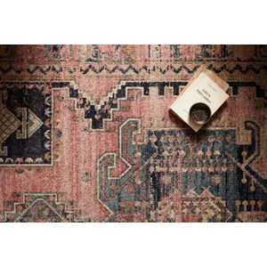 Jocelyn Rose / Rose Rug (6' 7" X 9' 7")