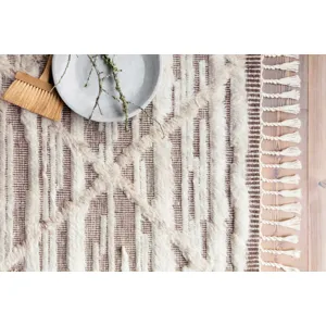 Khalid Ivory / Taupe Rug (8' 6" X 11' 6")