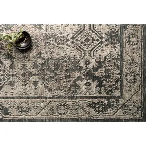 Lindsay Charcoal / Beige Rug (9' 3" X 13')