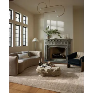 Marianne 7\'-9\" X 9\'-9\" Rug