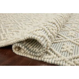 Noelle Ivory / Blue Rug (4' 0" X 6' 0")