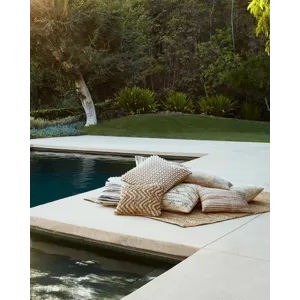 Loloi X Ed Ellen Degeneres 18\" X 18\", Poly-Filled Pillow