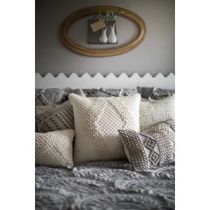 Pillows Ivory Pillow (22\" X 22\" Cover W/Down)