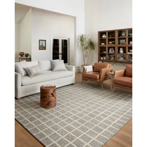 Polly Slate / Ivory Rug (2' 0" X 5' 0")