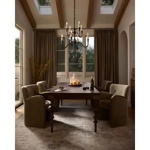 Priscilla 7\'-10\" X 10\' Rug