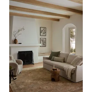 Priscilla 7\'-10\" X 10\' Rug