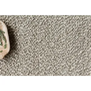 Quarry Stone Rug (5' 0" X 7' 6")