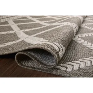 Rainier Natural / Ivory Rug (5' 3" X 7' 7")