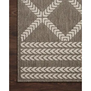 Rainier Natural / Ivory Rug (5' 3" X 7' 7")