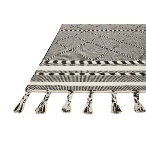 Sawyer Black Rug (9' 3" X 13')