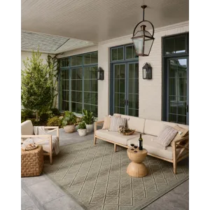 Loloi Saylor Stone / Ivory 7\'-6\" x 10\' Indoor/Outdoor Rug