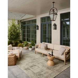 Loloi Saylor Ivory / Fog 2\'-3\" x 3\'-9\" Indoor/Outdoor Rug