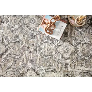 Theory Natural / Grey Rug (2' 7" X 7' 8")