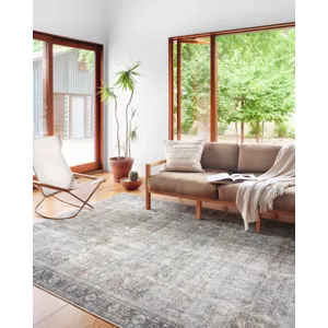 Wynter Grey / Charcoal Rug (2' 3" X 3' 9")