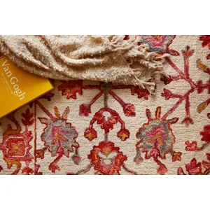 Zharah Berry Rug (5' 0" X 7' 6")