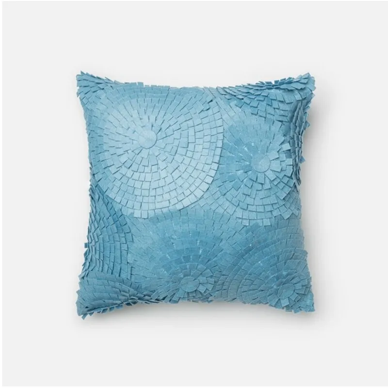 P0221 LT. BLUE (18" X 18" PILLOW)