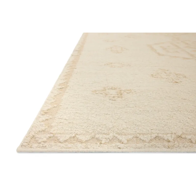 Loloi Alara Ivory / Natural 7\'-9\" x 9\'-9\" Rug