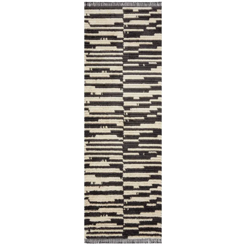 Alice Cream / Charcoal Rug (5' 2" X 7' 6")