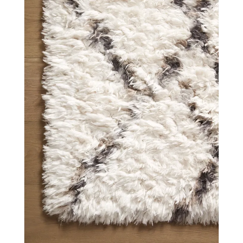 Loloi X Angela Rose Amira 2\'-7\" X 10\'-0\" Rug