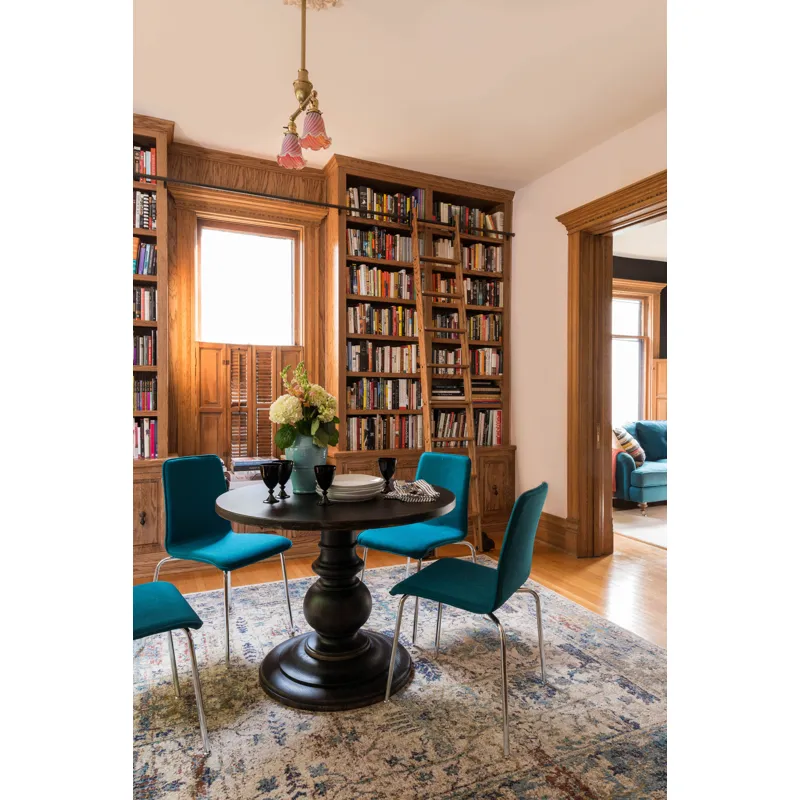 Anastasia Sand / Lt. Blue Rug (5' 3" X 7' 8")