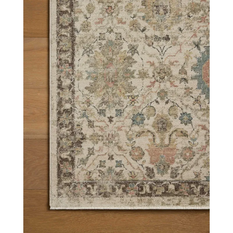 Loloi Briar Ivory / Multi 2\'-6\" x 4\'-0\" Rug